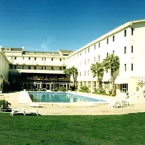 Hotel Summit